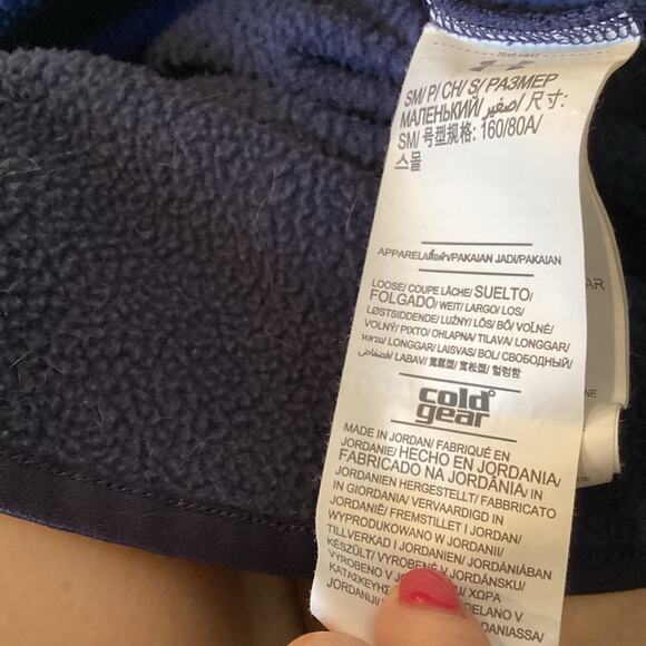 Patriot’s Under Armour Navy Ladies S/P Sweatshirt with Logo on Left Chest NWOT - Picture 5 of 5